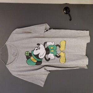 Disney T size XL